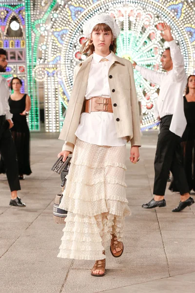 Look 21